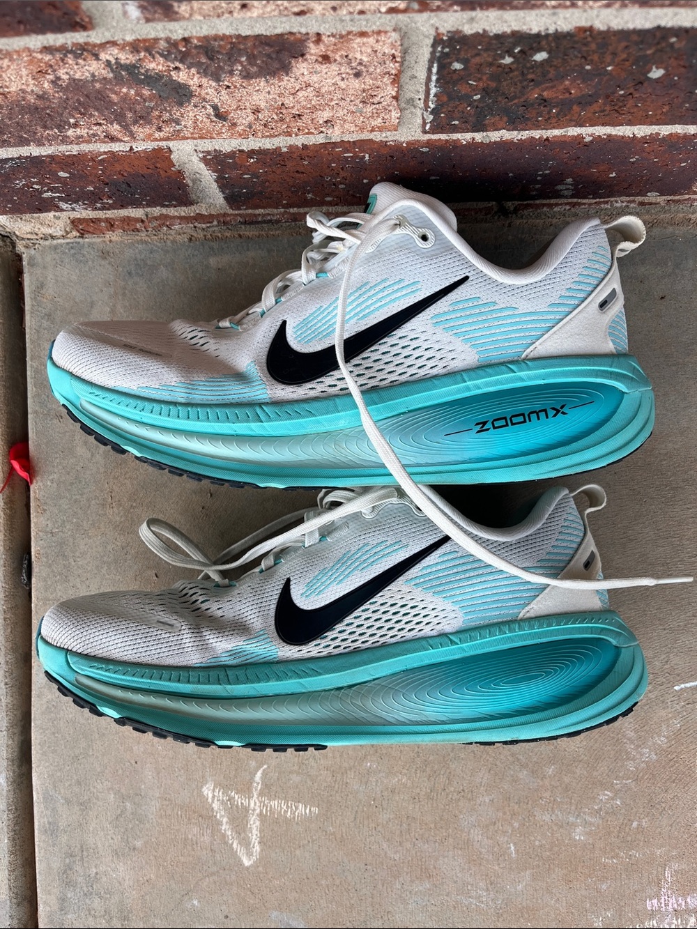 Nike ZoomX Running Shoes - Picture 5 of 9